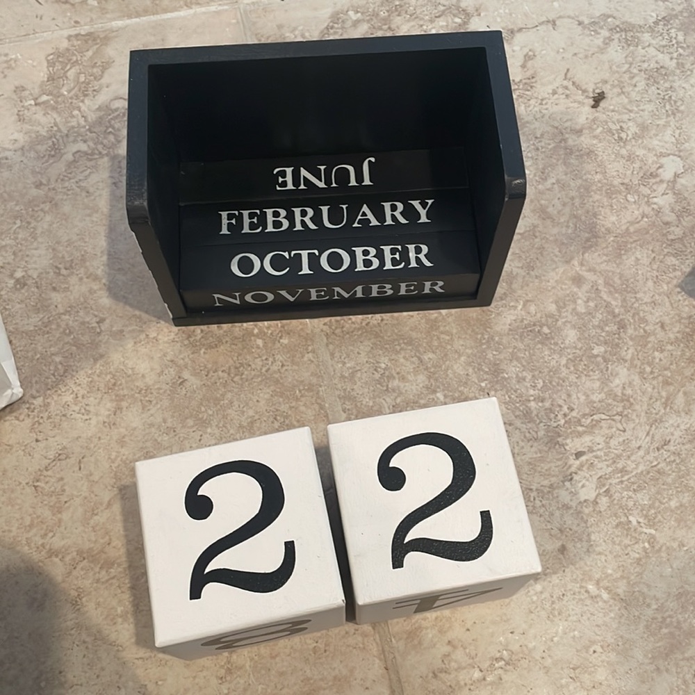 Block calendar - Picture 2 of 3
